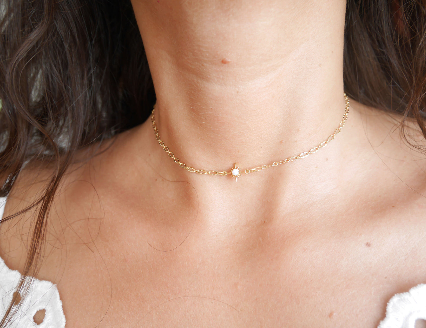 Ras du cou Soleyne - chocker - Etoile - Pierre opale irisé - Plaqué Or