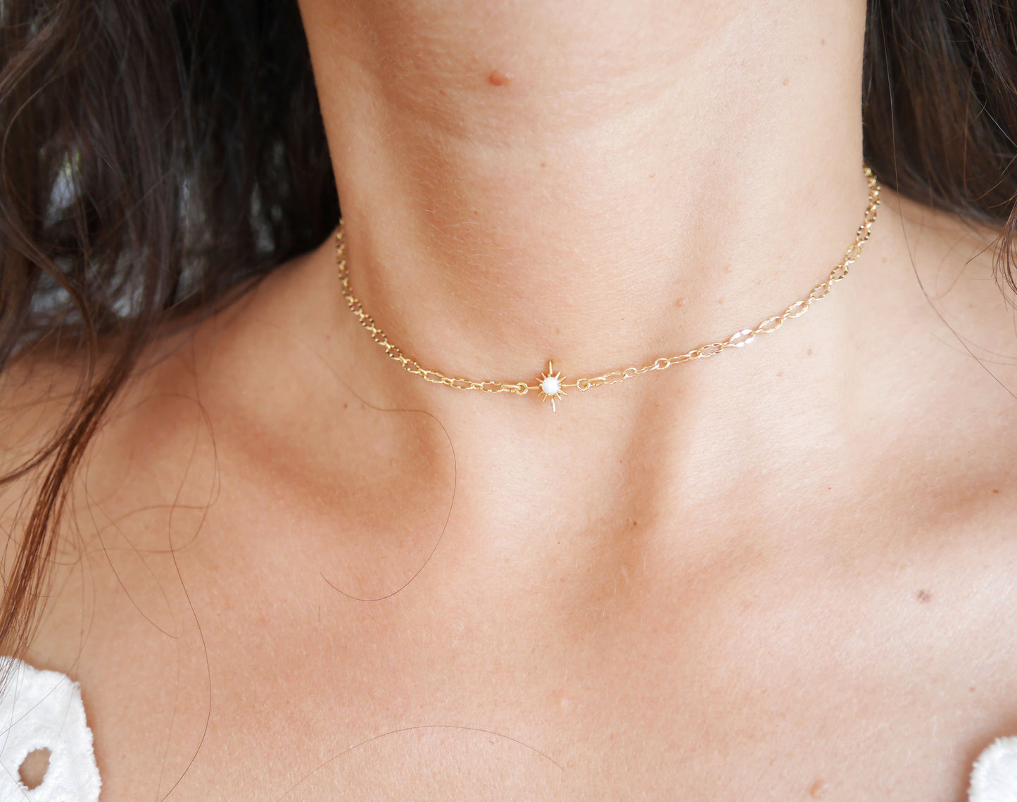 Ras du cou Soleyne - chocker - Etoile - Pierre opale irisé - Plaqué Or