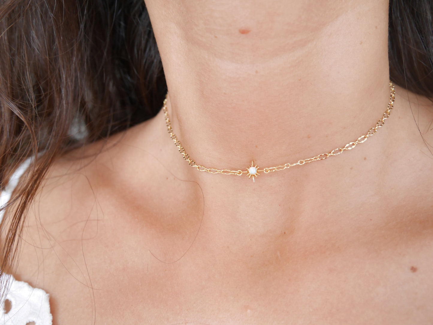 Ras du cou Soleyne - chocker - Etoile - Pierre opale irisé - Plaqué Or