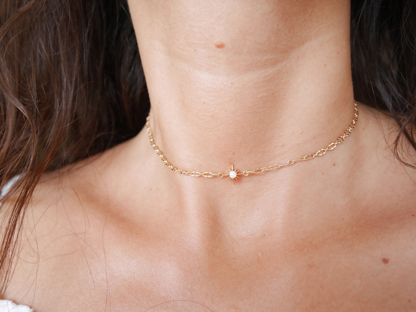 Ras du cou Soleyne - chocker - Etoile - Pierre opale irisé - Plaqué Or
