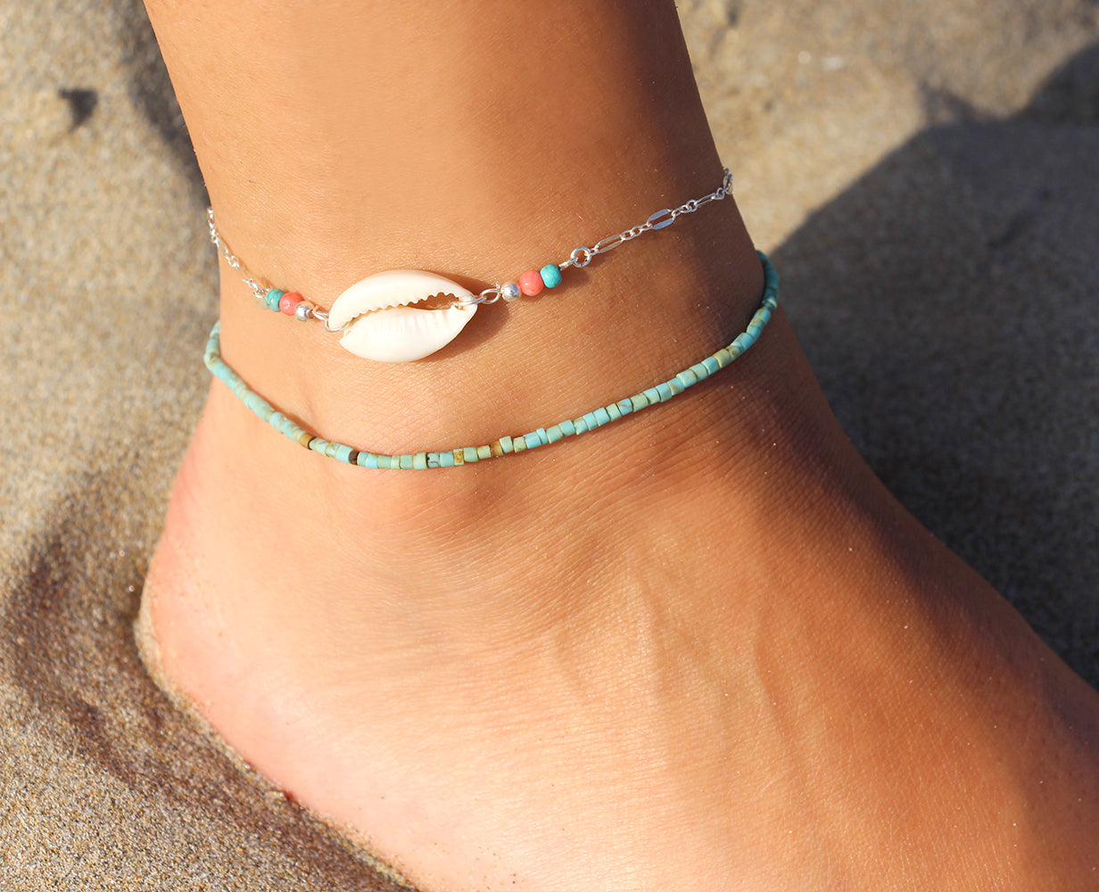 Bracelet de cheville Nayade - Coquillage Cowrie blanc - Perles turquoise, corail - Argent 925