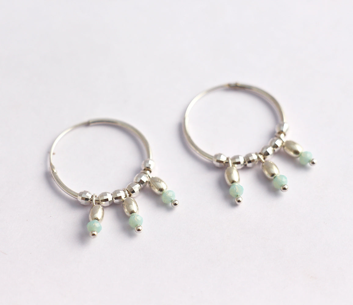 Boucles d'oreille Eglantine - Créoles - Perles de verre Menthe - Argent 925