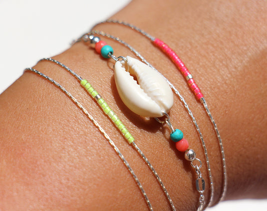 Lot de 3 bracelets d'été fins - Double tours - Multi rangs - Jaune fluo et rose fluo - Coquillage cowrie blanc - Argent 925