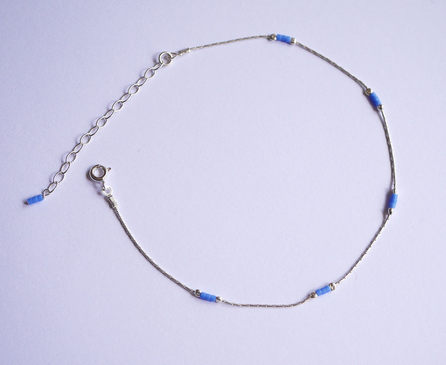 Bracelet de cheville Haryana - Perles Miyuki bleu pervenche - Chaîne serpent - Argent 925