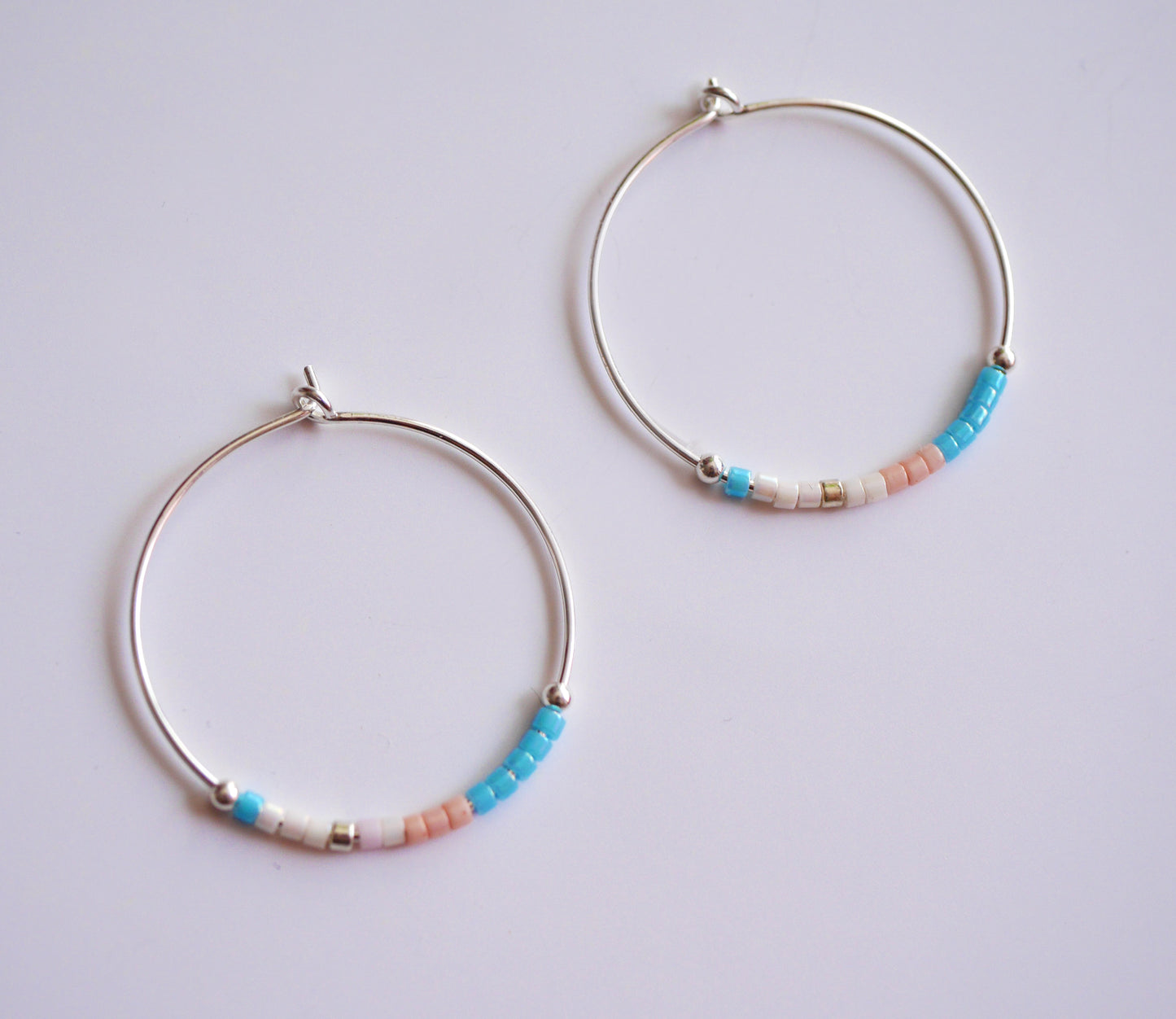 Boucles d'oreille Alysse - Créoles - Perles miyuki Turquoise et Rose pastel - Argent 925