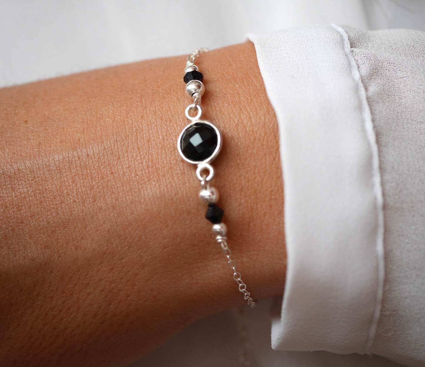 Bracelet hephaistos - Pierre Onyx noir ronde - Perles noir et argent - Argent 925