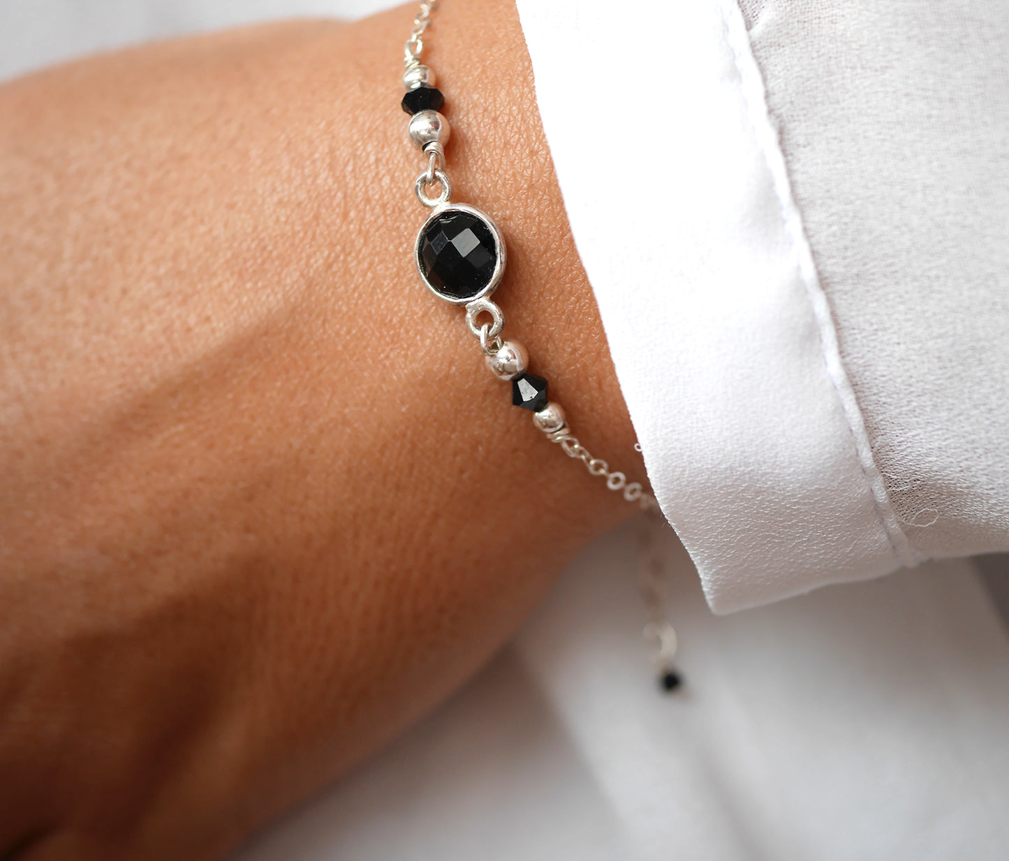 Bracelet hephaistos - Pierre Onyx noir ronde - Perles noir et argent - Argent 925