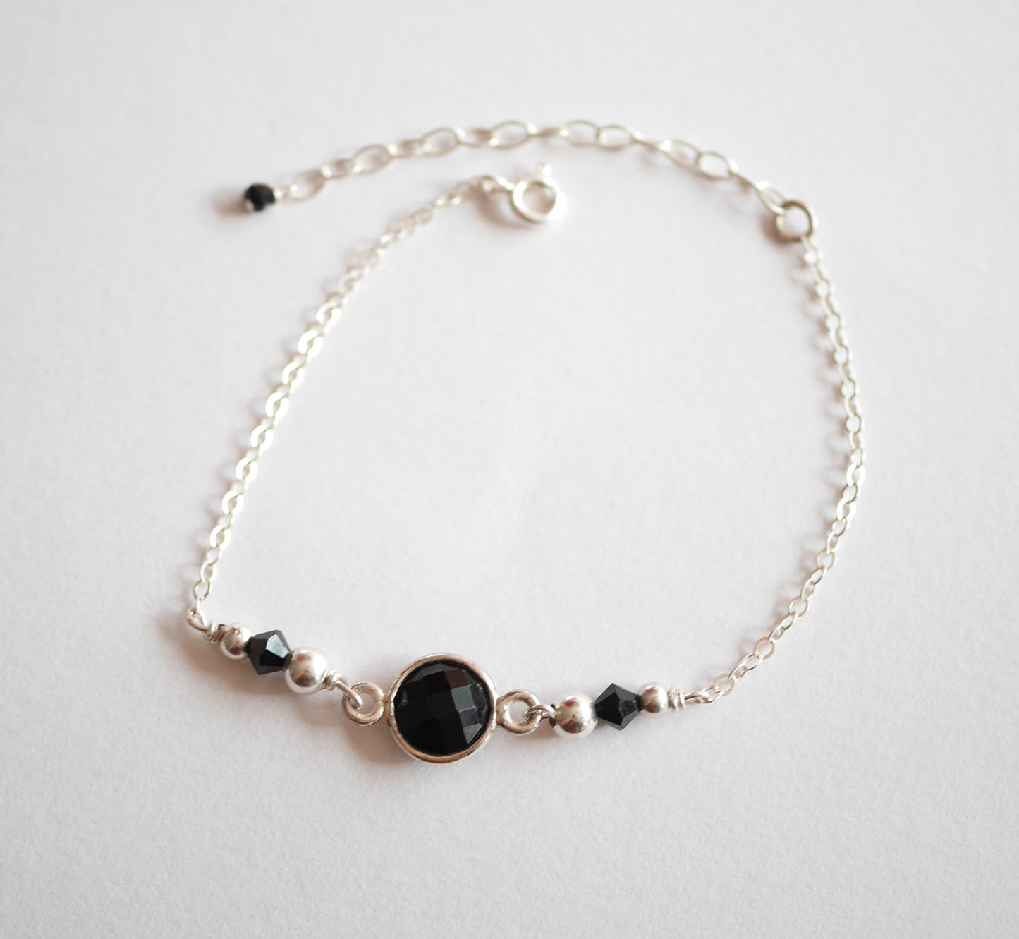 Bracelet hephaistos - Pierre Onyx noir ronde - Perles noir et argent - Argent 925