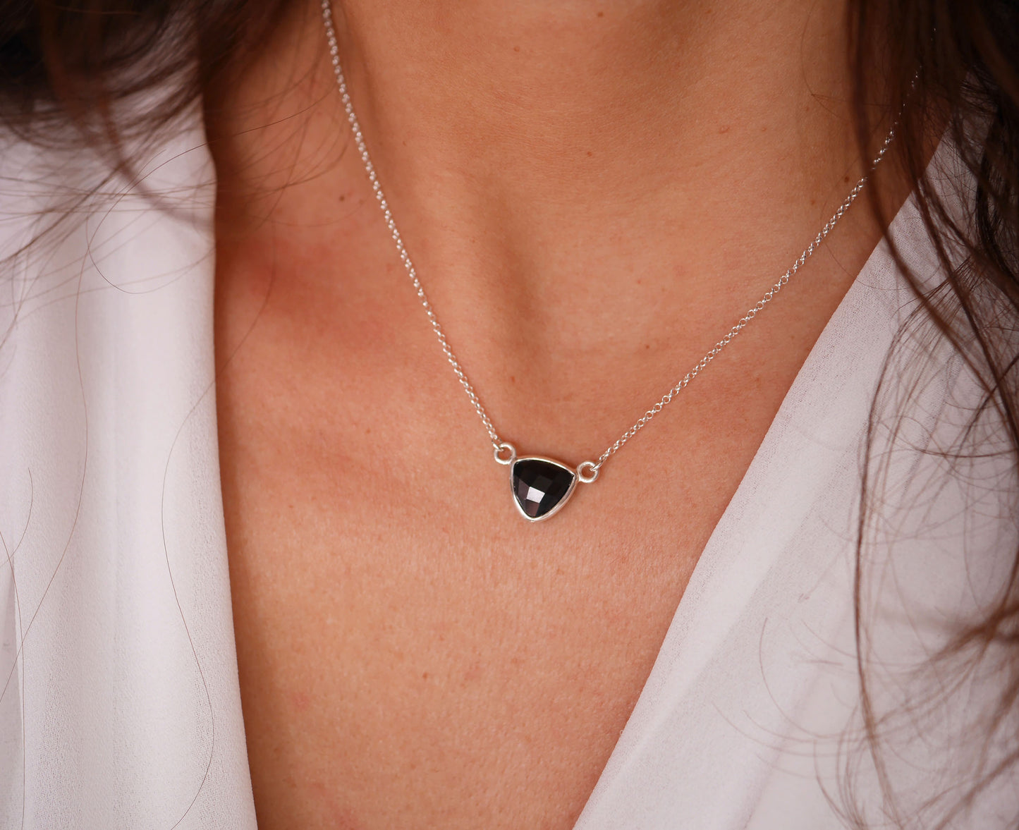 Collier Hazel - Triangle - Pierre Onyx Noir - Argent 925