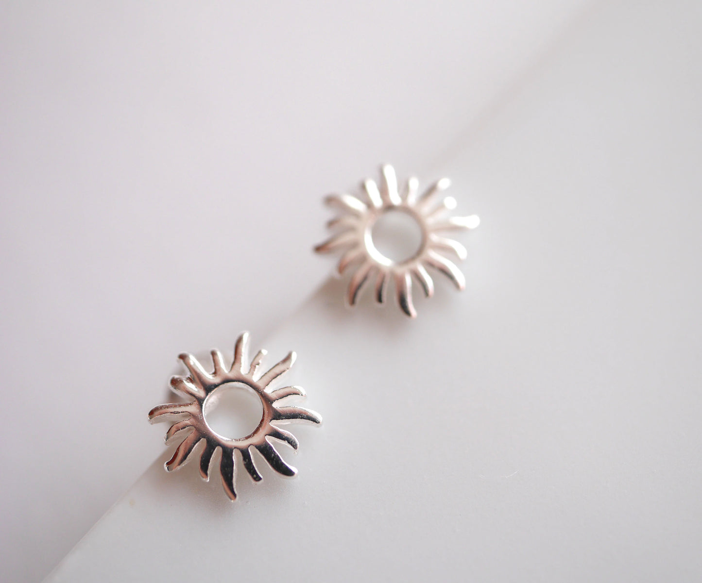 Boucles d'oreille Sunny mini - Puce soleil - Argent 925