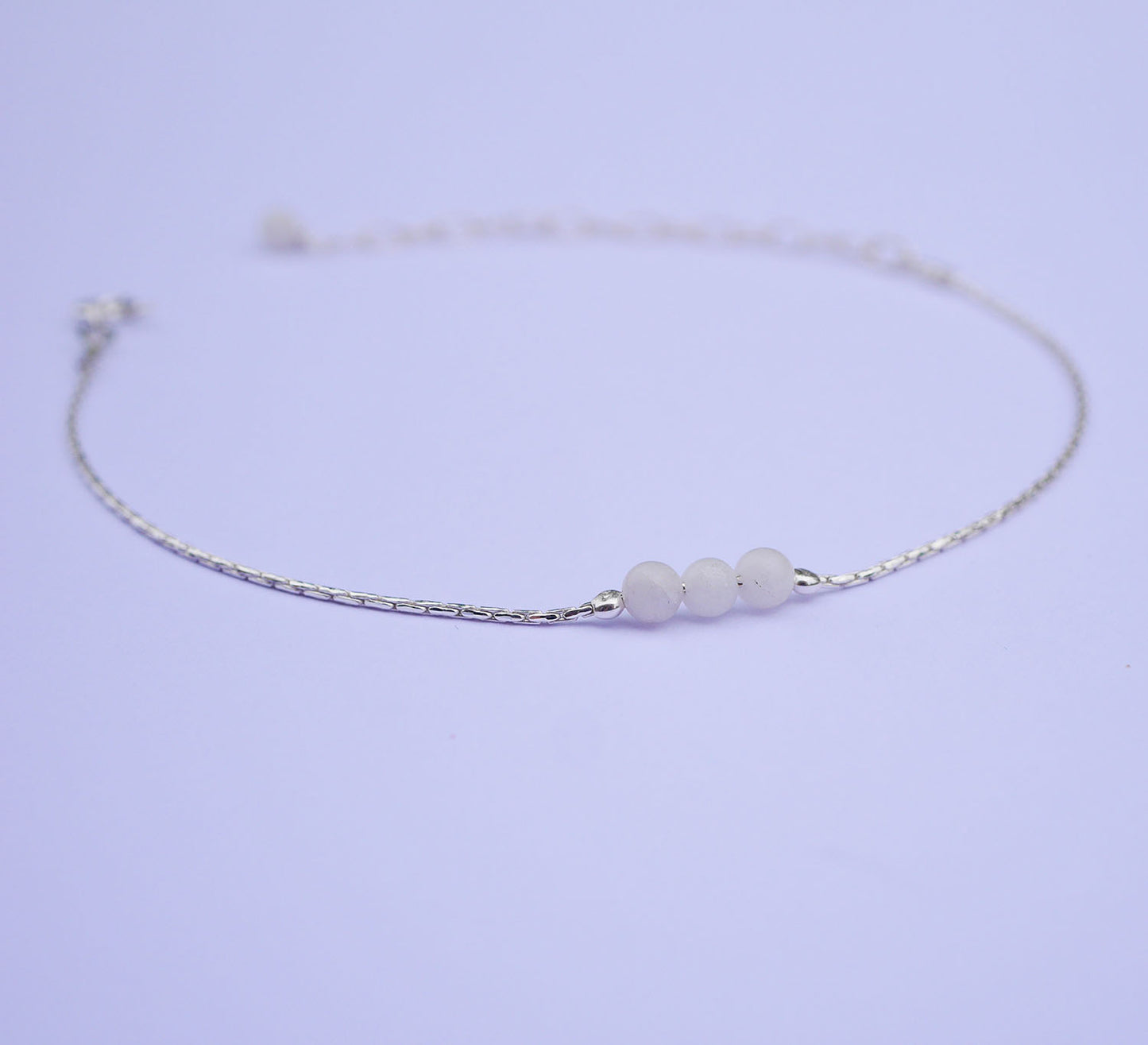 Bracelet Kérala - Perles pierre de lune blanc - Chaîne serpent - Argent 925