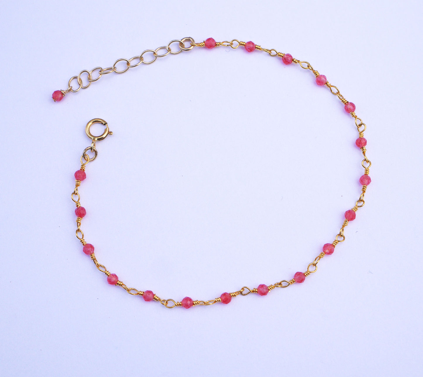 Bracelet Bohémia - Perles pierre Calcédoine rose indien - Chaîne rosaire - Plaqué Or