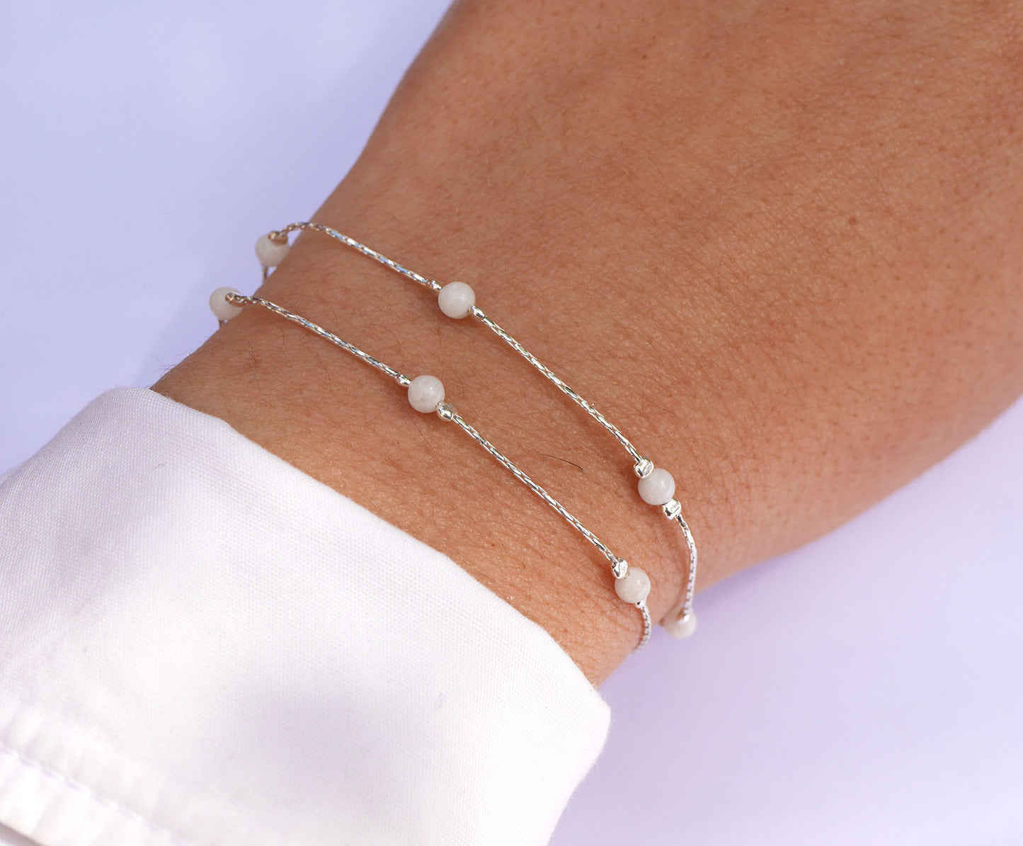 Bracelet Bloom - Double tours - Perles pierre de lune blanches - Chaîne serpent - Argent 925