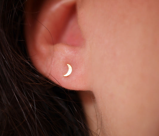 Boucles d'oreille Inaë - Puce - Croissant de lune - Plaqué Or