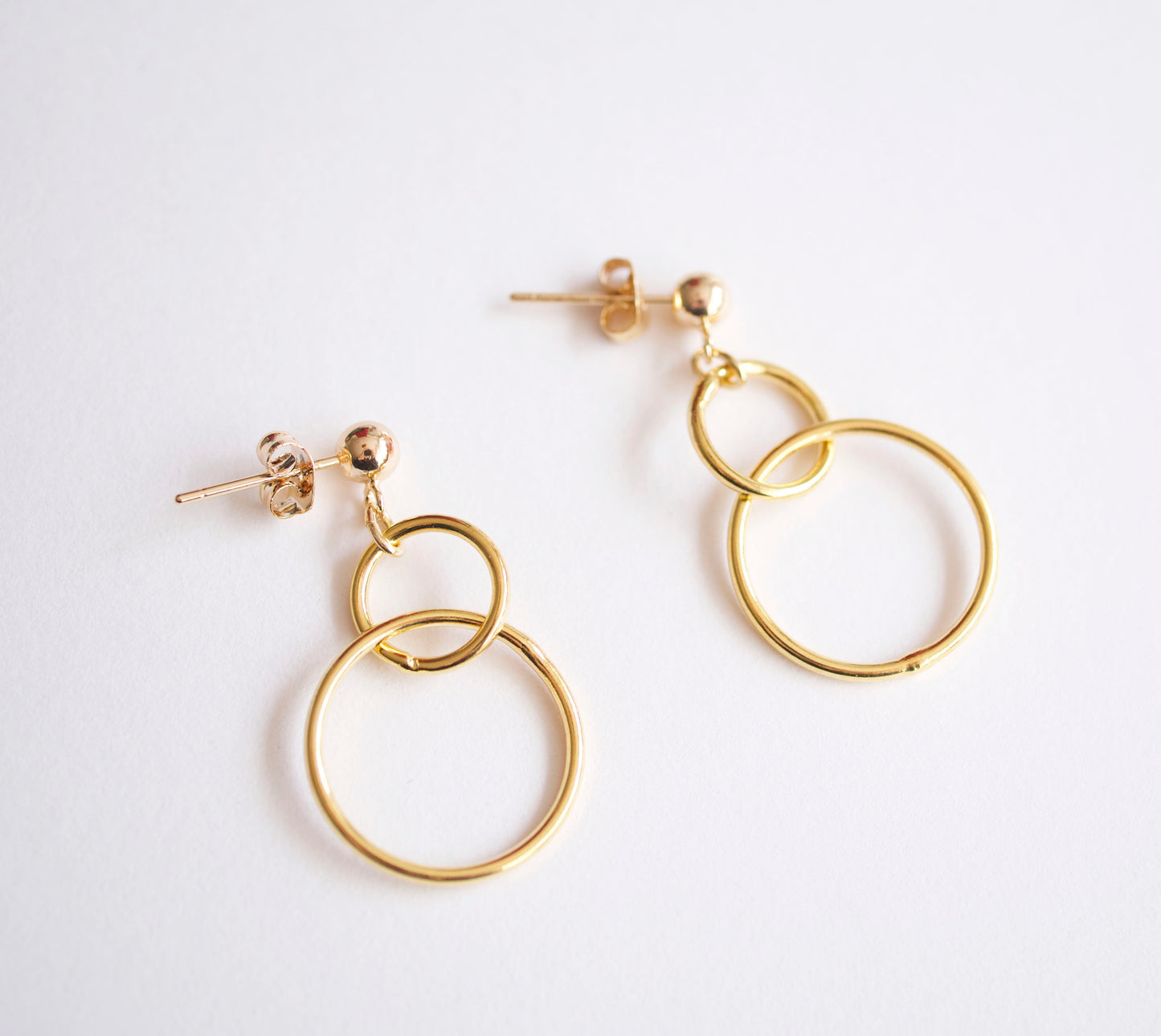 Boucles d'oreilles Infinity - Double cercles liés - Plaqué Or