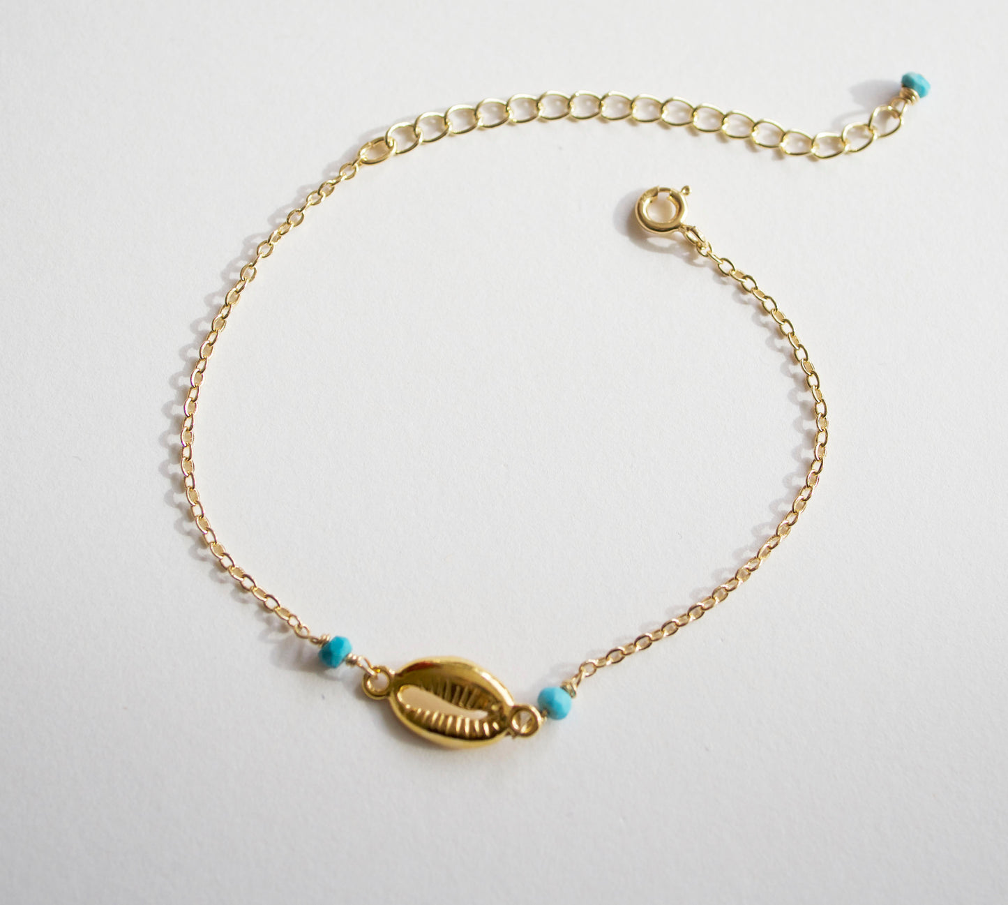 Bracelet Cowry - Coquillage Cowri - Perle pierre Turquoise - Plaqué Or