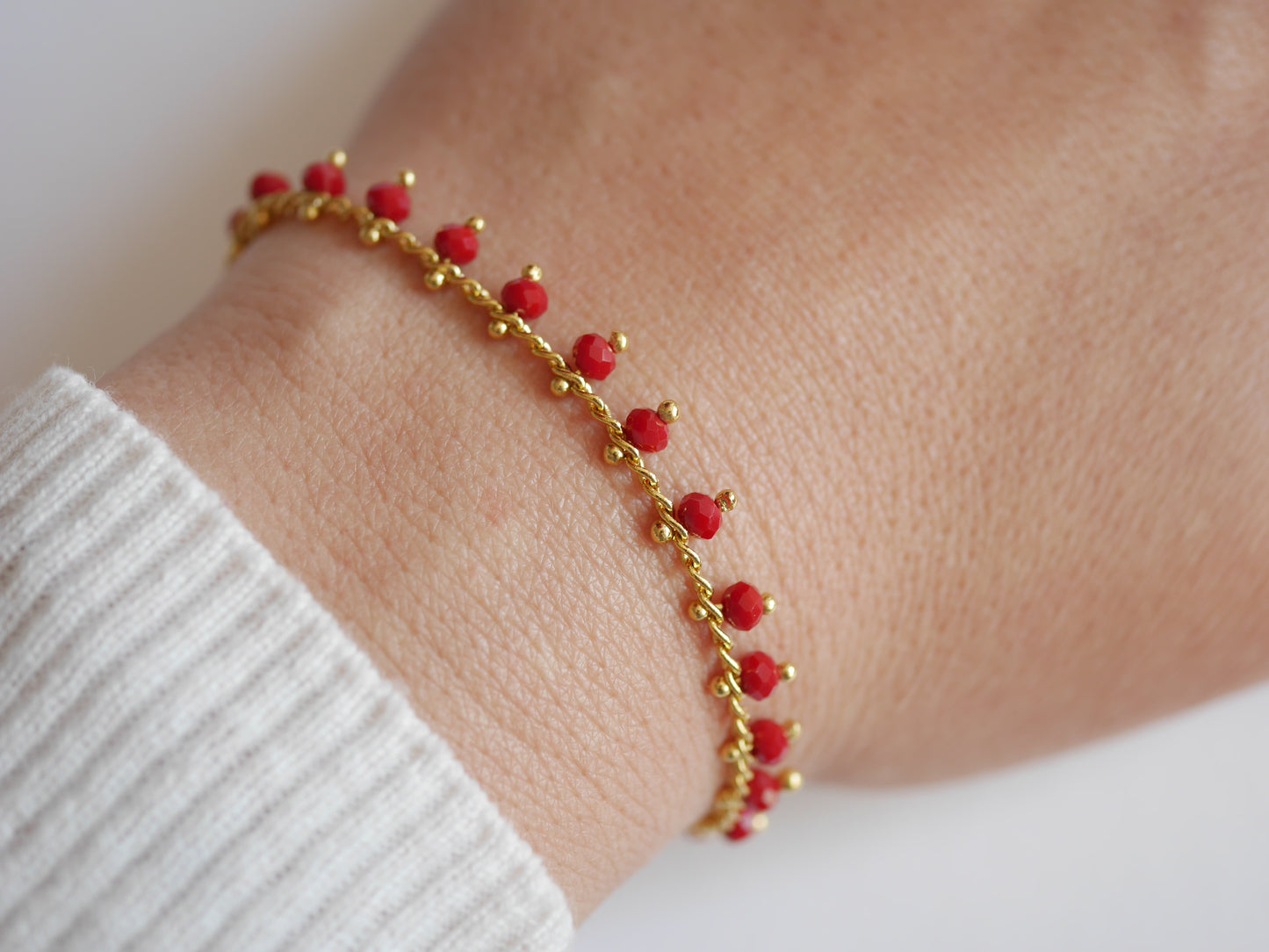 Bracelet Dahlia - Perles de verre rouge - Plaqué Or