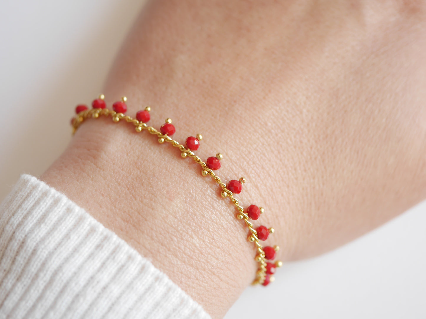 Bracelet Dahlia - Perles de verre rouge - Plaqué Or