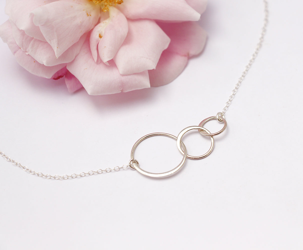 Collier Infinity 3 - Trois cercles liés - Amour infini - Argent 925