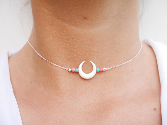 Ras du cou Nokomis - Corne lune Blanche - Perles corail et Turquoise - Chaîne Argent 925